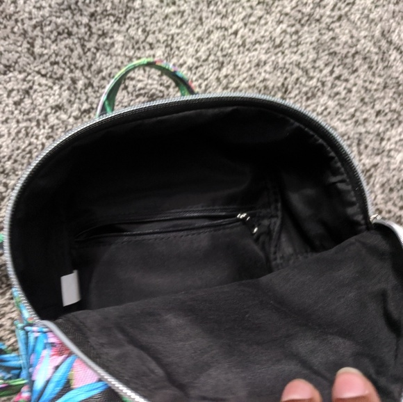 NWT Backpack Purse - Picture 5 of 6